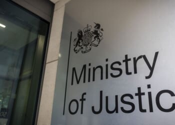 Fury as civil servants claim thousands in expenses to visit own offices - 'absurd' | Politics | News