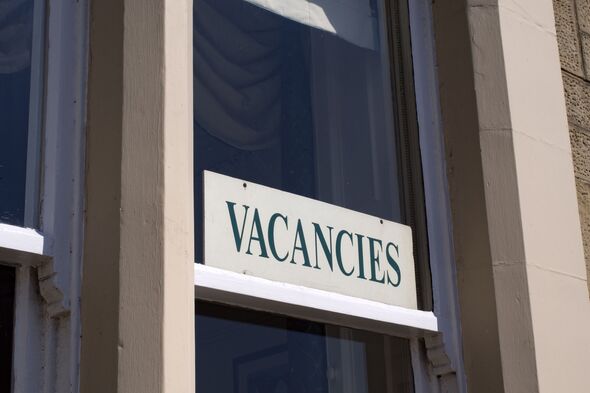 Bed and breakfast sign showing vacancies available