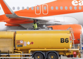 Government issues update over jet fuel stock and ticket prices | Travel News | Travel