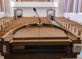 Judge rejects IRS agreement to let pastors endorse political candidates