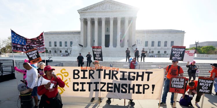 Justices Skeptical on Reversing Birthright Citizenship