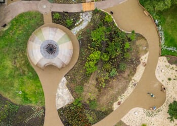 Kew Gardens to host lectures and retreats on theology and gardening