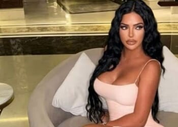 Klaudiaglam 'fighting for life' after horror Argyle Street crash as arrest made | UK | News