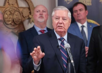 Lindsey Graham wants you to pay $400 million for Trump's new ballroom