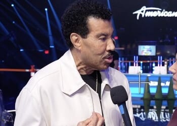 Lionel Richie issues call to prayer on 'American Idol'