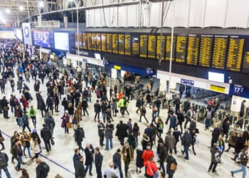 London Waterloo UPDATES: Commuters face rush hour chaos as lines closed after incident | UK | News