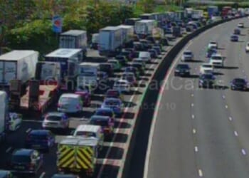 M6 traffic LIVE: Chaos as 'large spillage' sparks 60 minute delays | UK | News