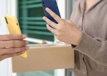 Major UK delivery company collapses into liquidation after customer complaints | UK | News