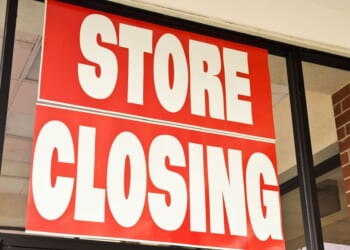 Major clothing retailer with 220 UK stores shuts huge branch today | UK | News