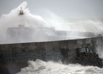 Met Office issues 18 hour weather warnings for 57 areas | Weather | News