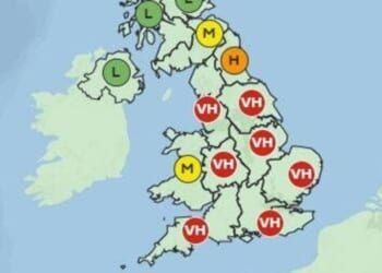 Met Office issues 'very high' warning to 7 UK areas on Saturday and Sunday - full list | UK | News