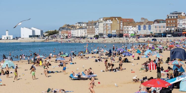 Met Office names exact date UK will be hotter than Greece in April scorcher - new forecast | Weather | News