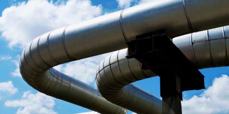 Panic as ‘explosives found’ near gas pipeline in ‘bomb plot' drama | World | News