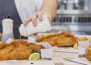 Rachel Reeves warning as 1,5k fish and chip shops close | Politics | News