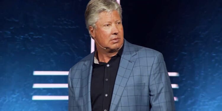 Robert Morris reflects on time in jail, asks for Cindy Clemishire’s forgiveness