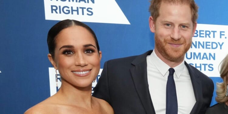 Royal Family LIVE: Prince Harry and Meghan torn apart over privacy claim | Royal | News