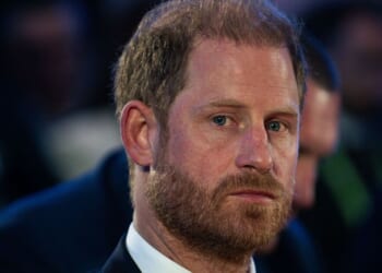 Royal Family LIVE: Prince Harry's 'big gesture' risks 'same pattern' in 'messy fallout' | Royal | News