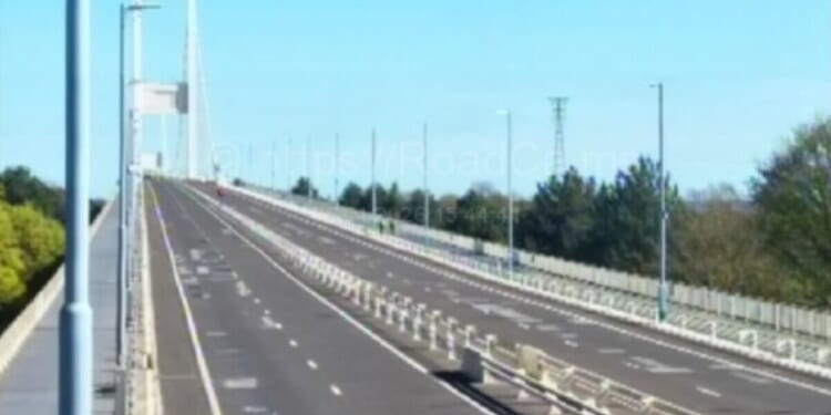 Severn Bridge closed RECAP: M48 traffic delays near England-Wales border | UK | News