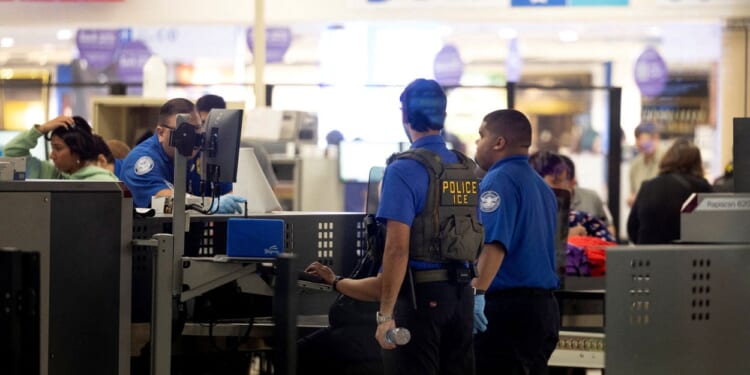 Trump Proposes to Begin Privatizing TSA Screening Operations