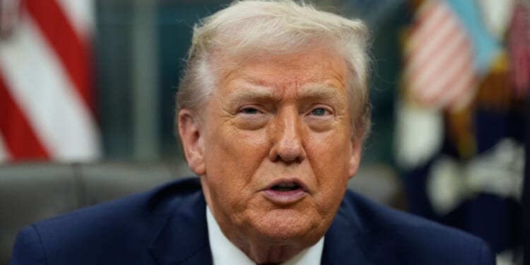 Trump sparks health fears with 'lunatic' Iran rant - 'Remove him from office' | World | News