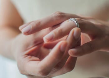 UK diamond trader collapses into administration | UK | News