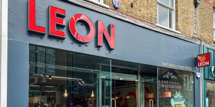 UK fast food chain slams Labour after crashing into administration - 'totally killing us' | UK | News