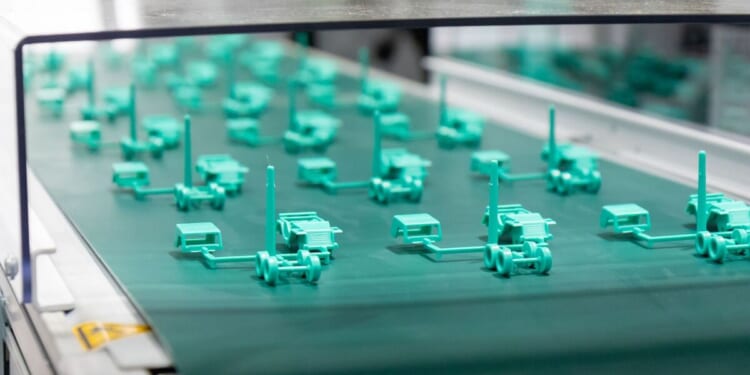 UK plastics giant crashes into administration - founded in 1958 | UK | News