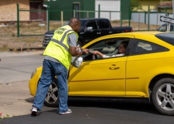 ‘Make the Gospel visible’: Kansas church gives away $4K in free gas cards to commuters