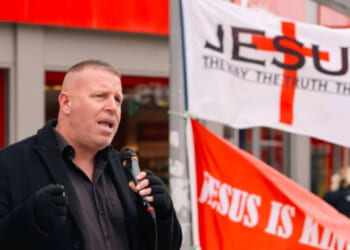 Nigel Farage sides with street preachers in row over evangelism