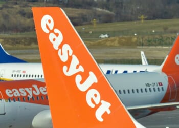 Airlines told to prepare for weeks of summer travel disruption amid jet fuel shortage chaos