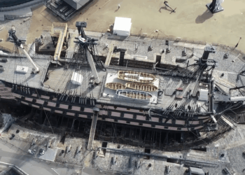 HMS Victory's masts removed for major conservation work: 'The Big repair!'