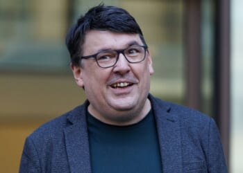 Graham Linehan accuses Labour of being 'too scared' of trans activists to roll out single sex guidance