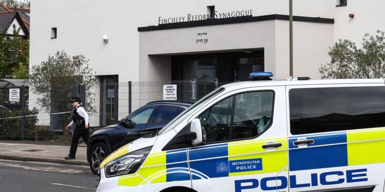 Police arrest third man in relation to synagogue arson attack