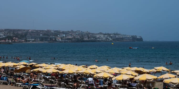 Boy, 4, critical after hotel pool drowning in holiday hotspot | World | News