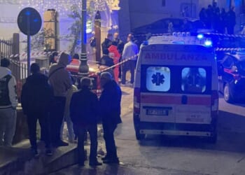 Horror as British tourists caught up in Italian restaurant mafia gun attack - 1 dead | World | News