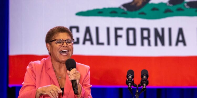 Karen Bass Accuses Spencer Pratt Of ‘Exploiting Grief’ Of Palisades Fire Victims. He Is One.