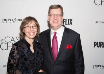 Leslie and Lee Strobel on the red carpet