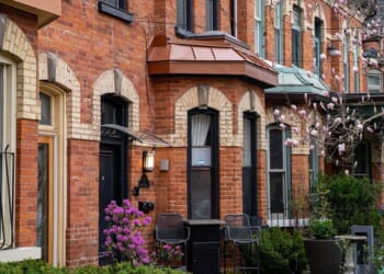 Police urge homeowners to install special light to deter burglars