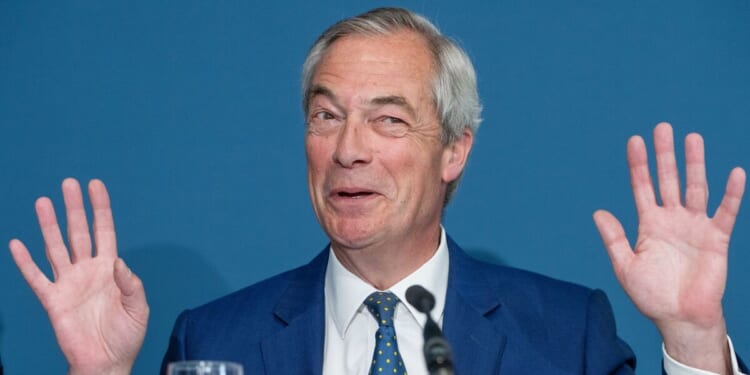 Reform storms to stunning by-election victory in huge boost for Nigel | Politics | News