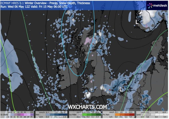 Snowfall across the UK according to WXCharts